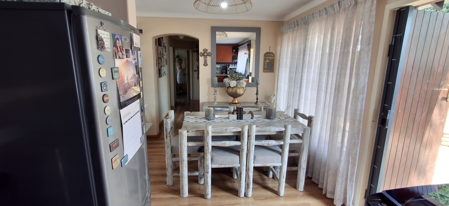2 Bedroom Property for Sale in Doornpoort Gauteng