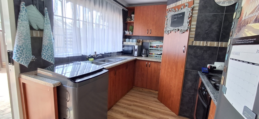 2 Bedroom Property for Sale in Doornpoort Gauteng