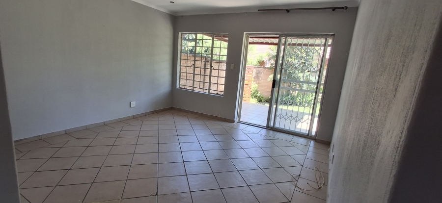 3 Bedroom Property for Sale in Equestria Gauteng
