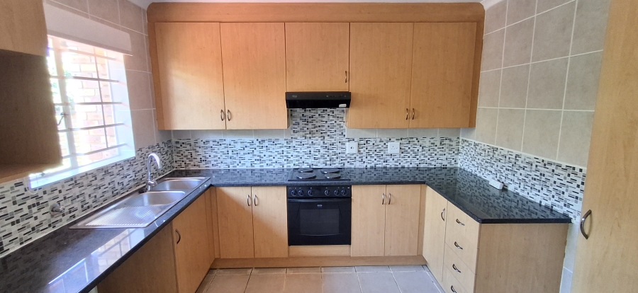 3 Bedroom Property for Sale in Equestria Gauteng