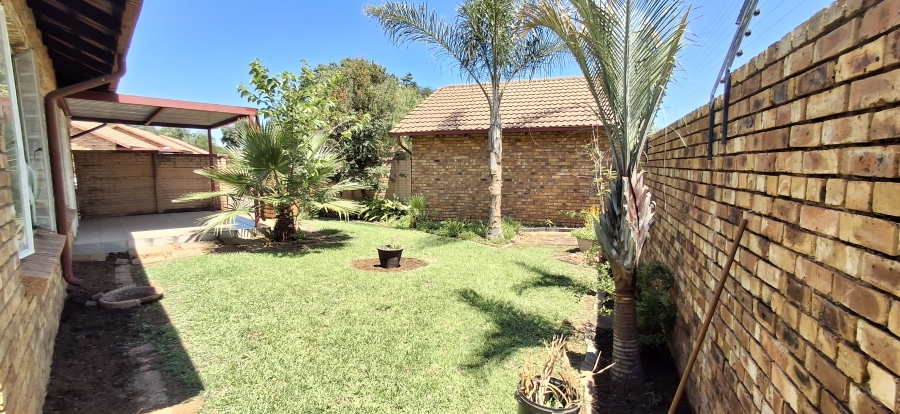 3 Bedroom Property for Sale in Equestria Gauteng