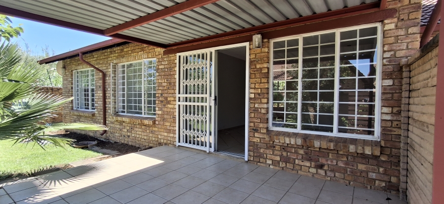 3 Bedroom Property for Sale in Equestria Gauteng