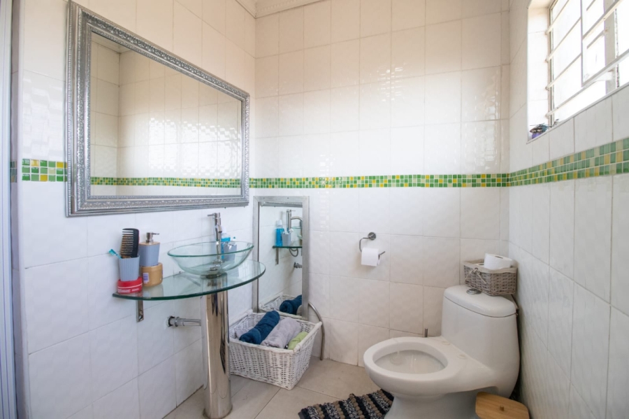 6 Bedroom Property for Sale in Croydon Gauteng