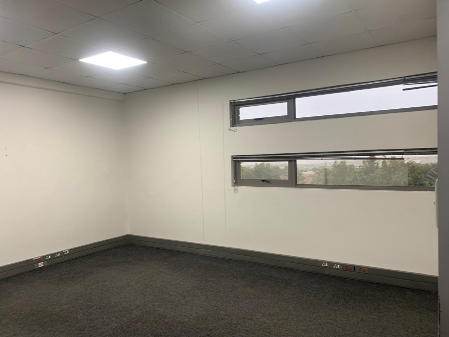 To Let commercial Property for Rent in Midridge Park Gauteng