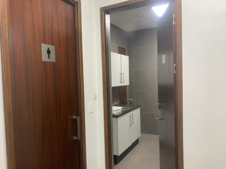 To Let commercial Property for Rent in Midridge Park Gauteng