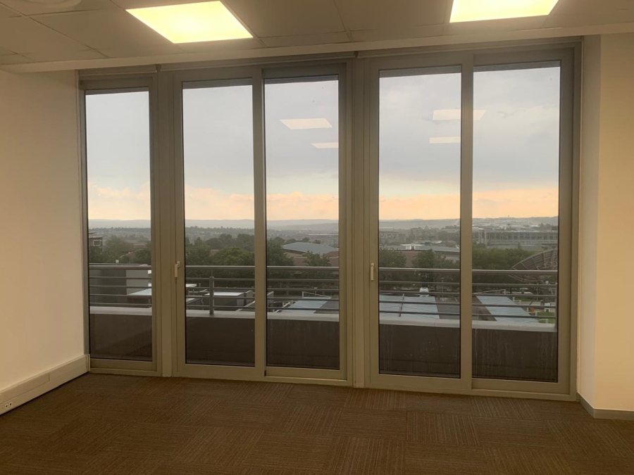 To Let commercial Property for Rent in Midridge Park Gauteng