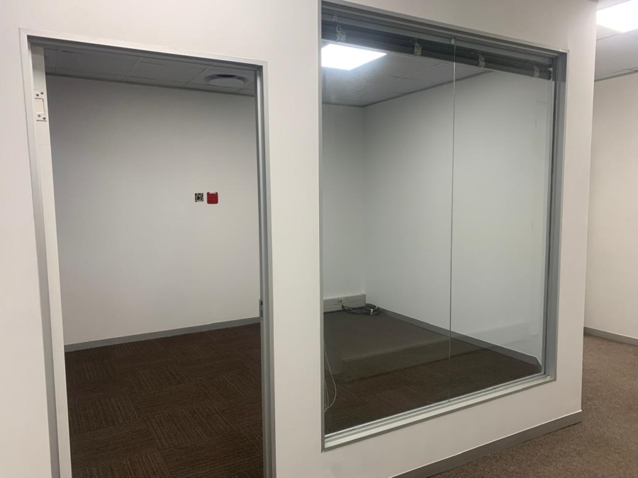 To Let commercial Property for Rent in Midridge Park Gauteng