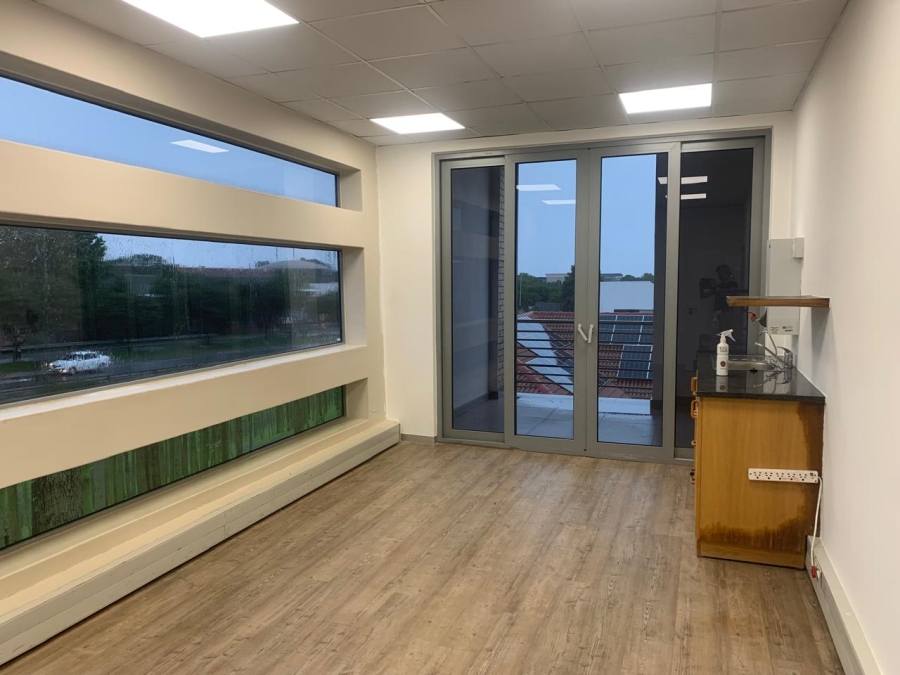 To Let commercial Property for Rent in Midridge Park Gauteng