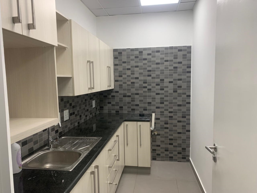 To Let commercial Property for Rent in Midridge Park Gauteng