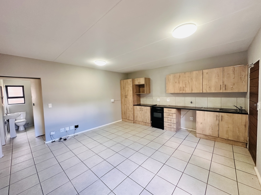 3 Bedroom Property for Sale in Kenleaf Gauteng