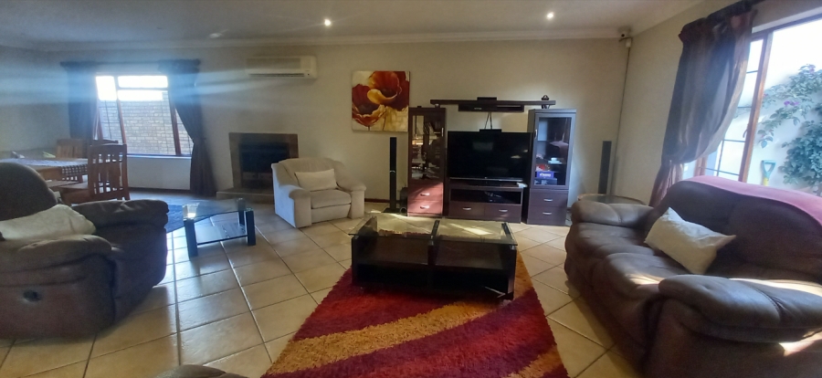 5 Bedroom Property for Sale in Menlo Park Gauteng