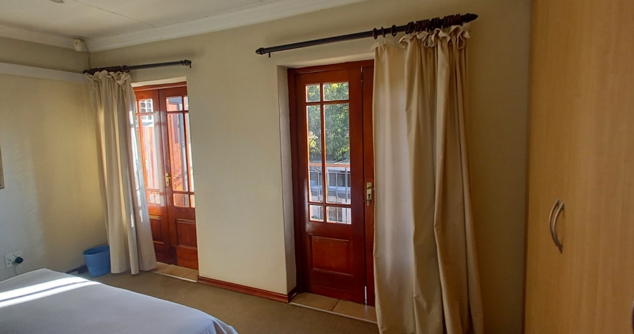 5 Bedroom Property for Sale in Menlo Park Gauteng