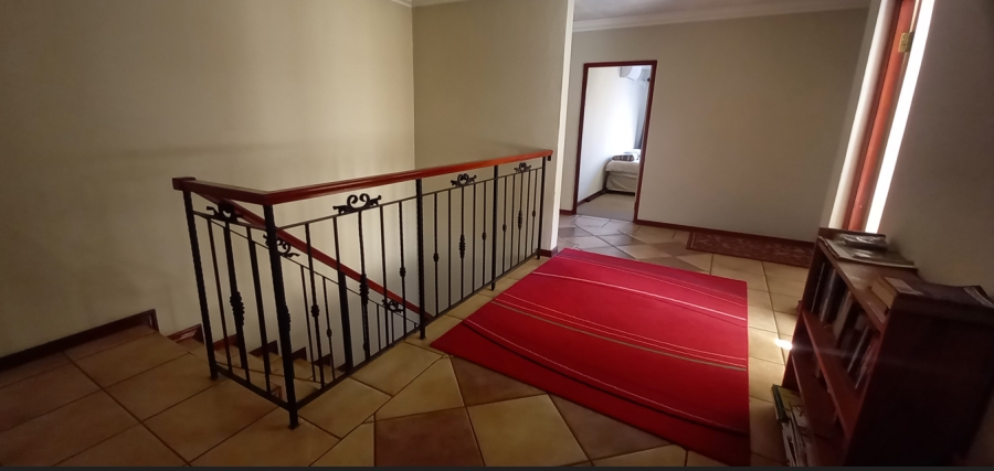 5 Bedroom Property for Sale in Menlo Park Gauteng