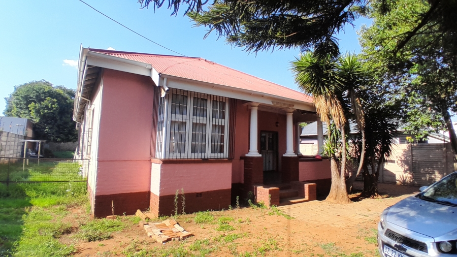 3 Bedroom Property for Sale in Riviera Gauteng