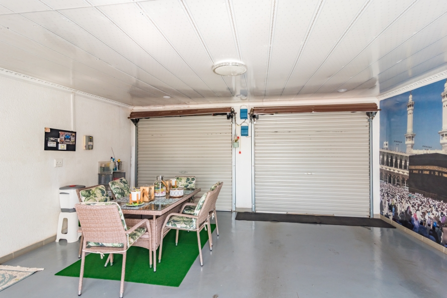 3 Bedroom Property for Sale in Helikonpark Gauteng