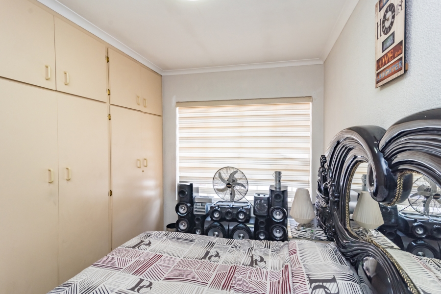 3 Bedroom Property for Sale in Helikonpark Gauteng