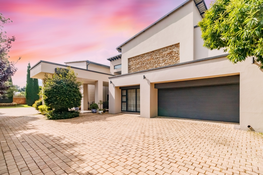7 Bedroom Property for Sale in Midstream Hill Gauteng