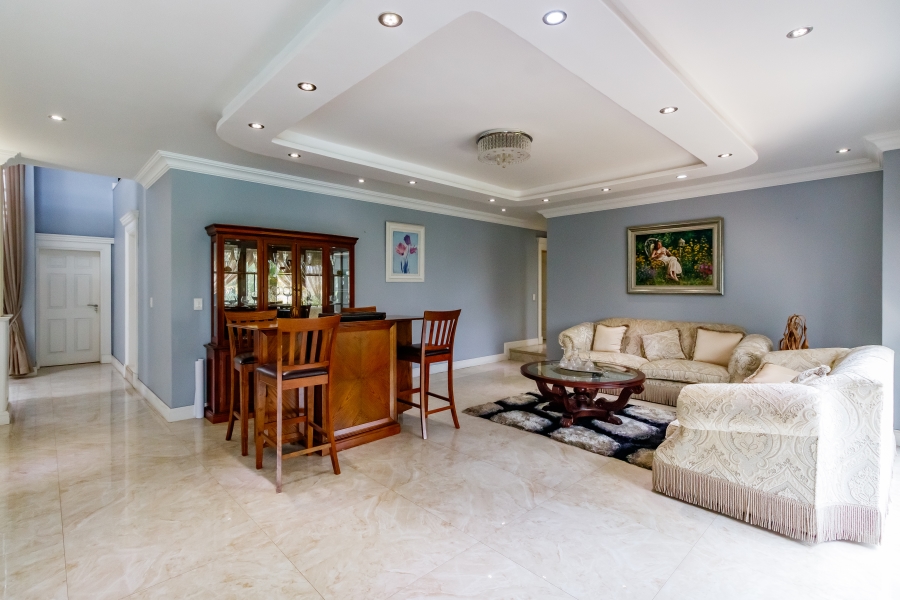 7 Bedroom Property for Sale in Midstream Hill Gauteng