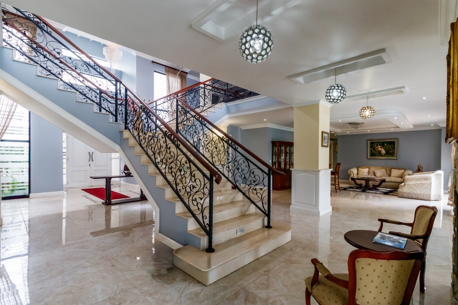 7 Bedroom Property for Sale in Midstream Hill Gauteng