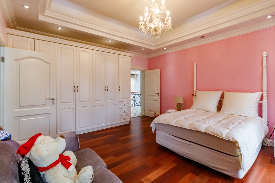 7 Bedroom Property for Sale in Midstream Hill Gauteng