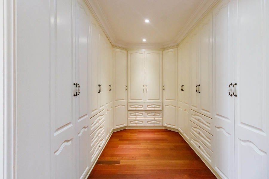 7 Bedroom Property for Sale in Midstream Hill Gauteng