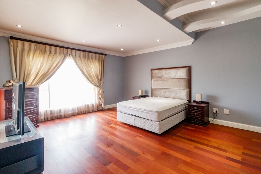 7 Bedroom Property for Sale in Midstream Hill Gauteng