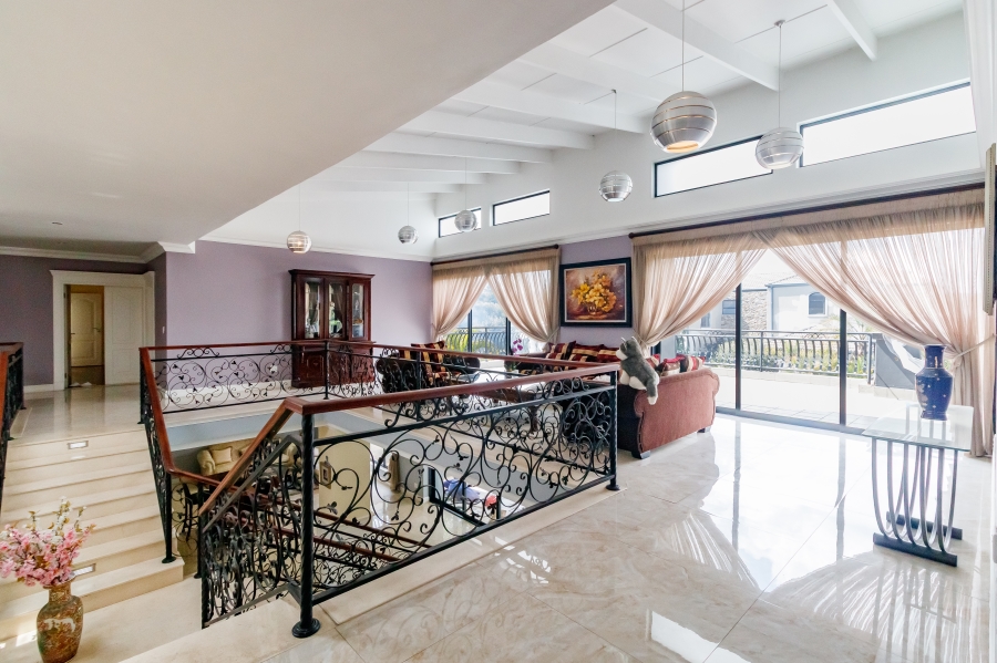 7 Bedroom Property for Sale in Midstream Hill Gauteng