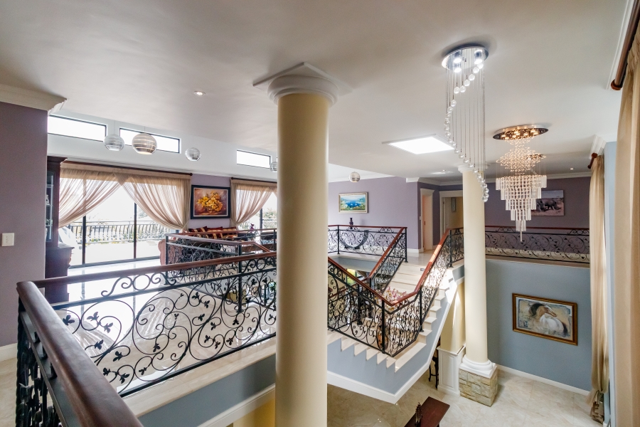 7 Bedroom Property for Sale in Midstream Hill Gauteng