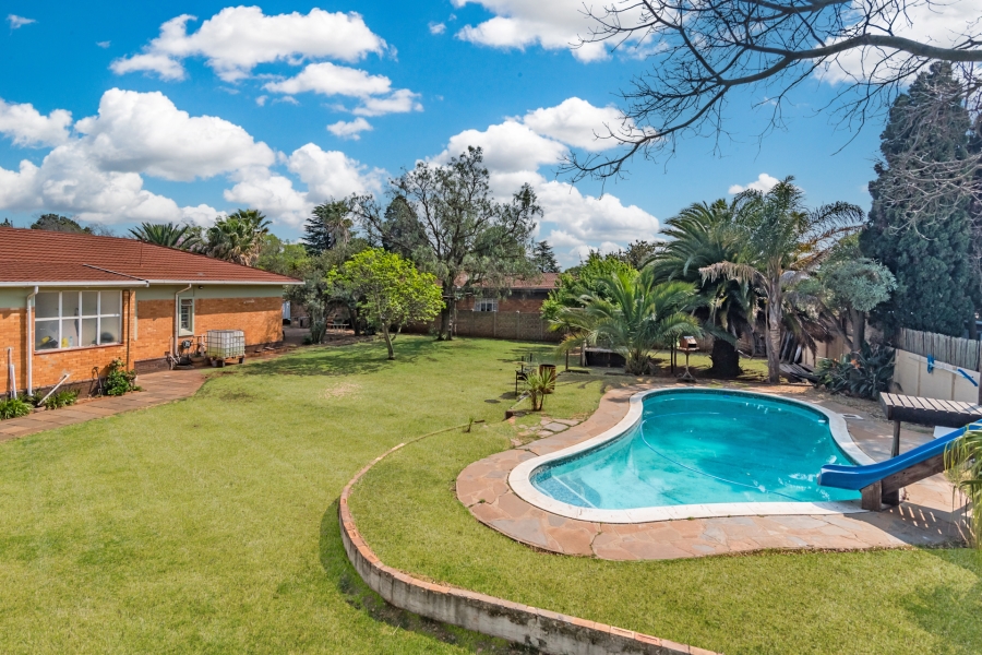 4 Bedroom Property for Sale in Kenmare Gauteng