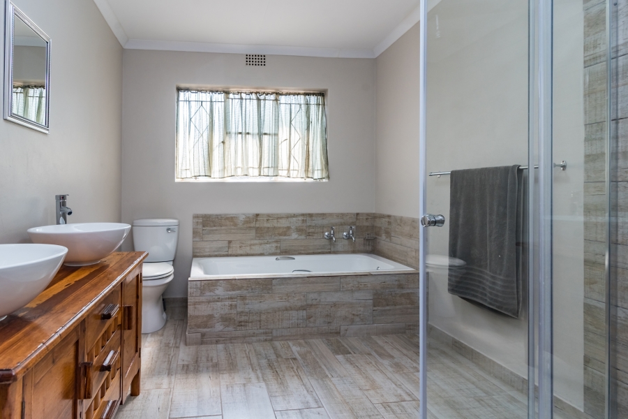 4 Bedroom Property for Sale in Kenmare Gauteng