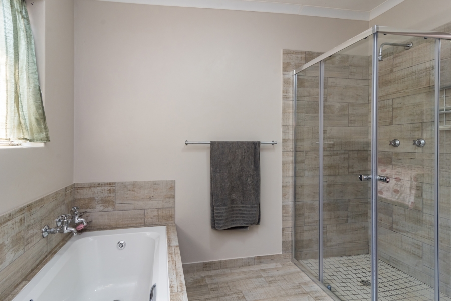 4 Bedroom Property for Sale in Kenmare Gauteng