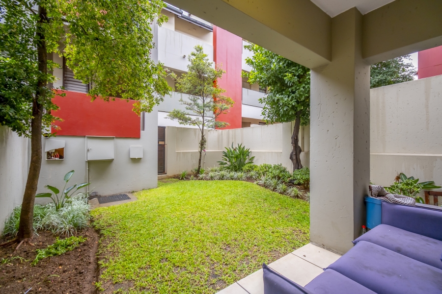 1 Bedroom Property for Sale in Lonehill Gauteng