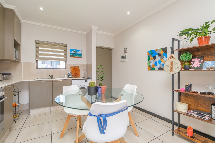 2 Bedroom Property for Sale in Lonehill Gauteng