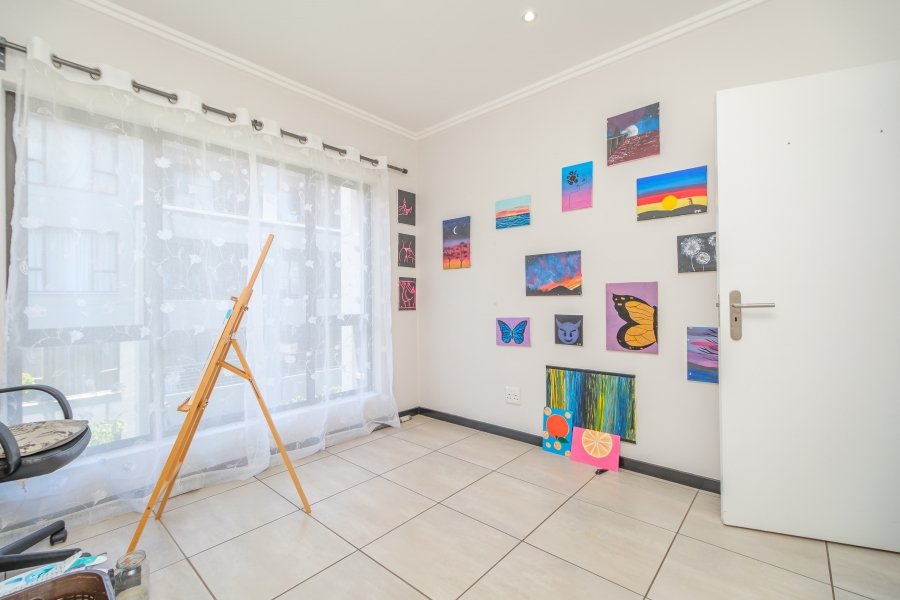 2 Bedroom Property for Sale in Lonehill Gauteng