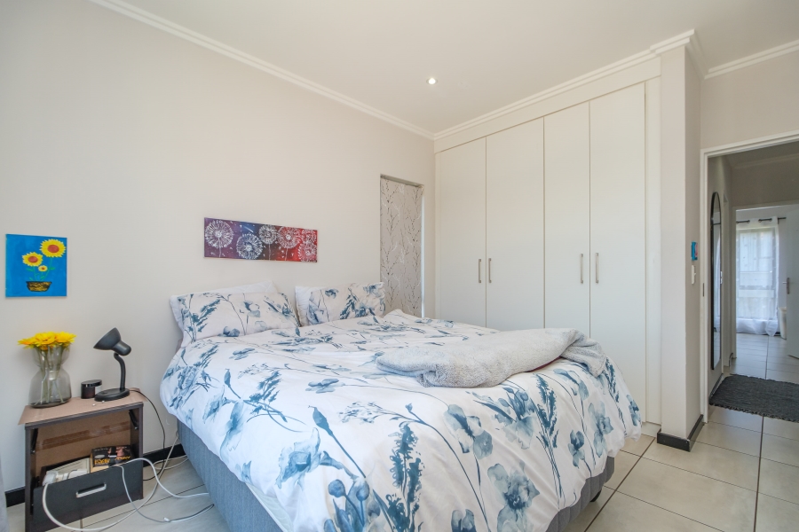 2 Bedroom Property for Sale in Lonehill Gauteng