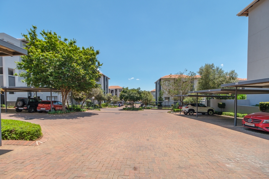 2 Bedroom Property for Sale in Lonehill Gauteng