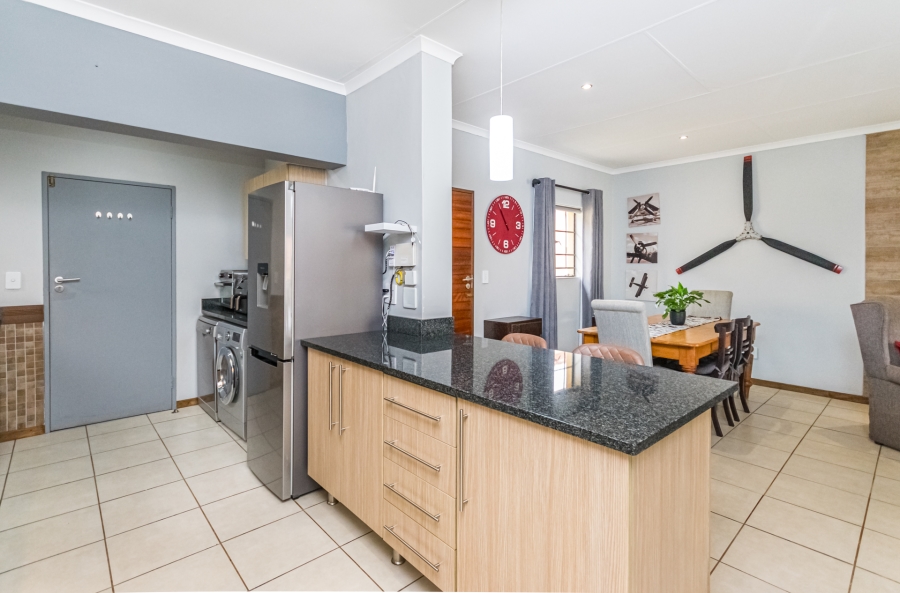 2 Bedroom Property for Sale in Mooikloof Ridge Gauteng