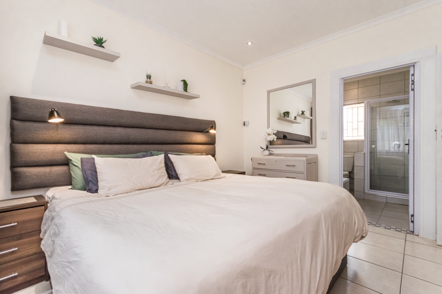 2 Bedroom Property for Sale in Mooikloof Ridge Gauteng