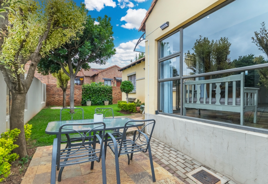 2 Bedroom Property for Sale in Mooikloof Ridge Gauteng