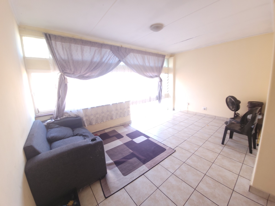 1 Bedroom Property for Sale in Sunnyside Gauteng