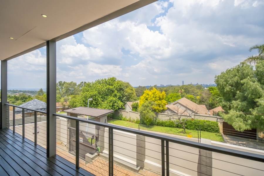 4 Bedroom Property for Sale in Hurlingham Gauteng