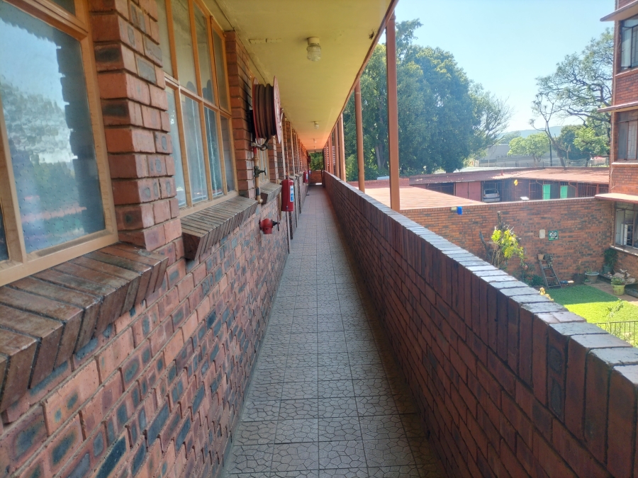 2 Bedroom Property for Sale in Pretoria North Gauteng