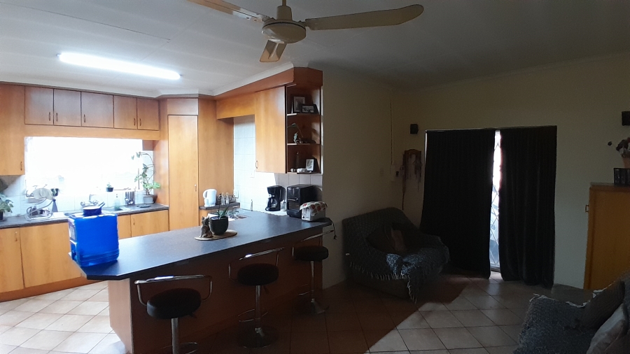 7 Bedroom Property for Sale in Rietfontein SH Gauteng