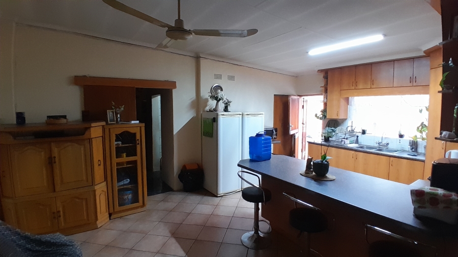 7 Bedroom Property for Sale in Rietfontein SH Gauteng