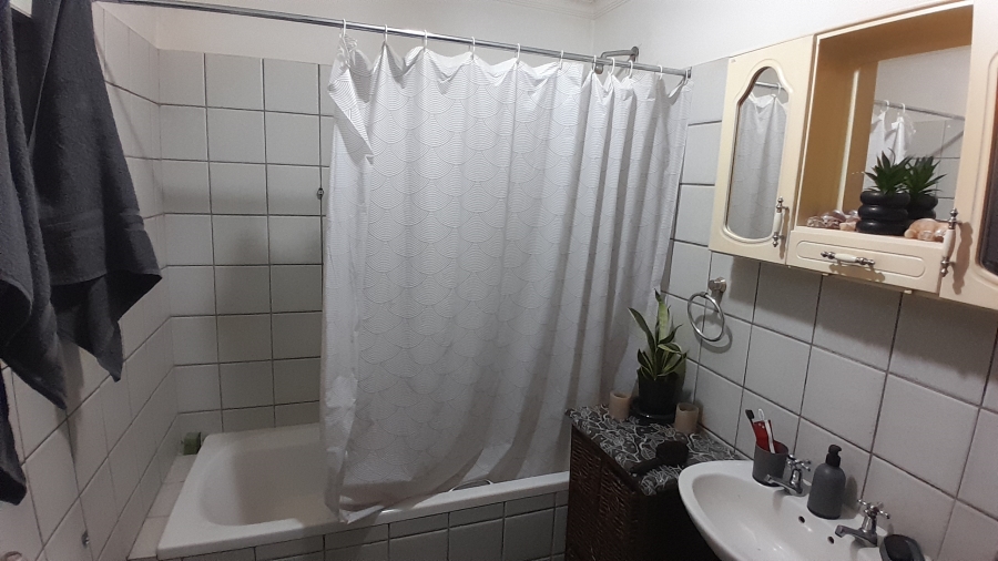 7 Bedroom Property for Sale in Rietfontein SH Gauteng