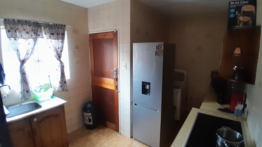 7 Bedroom Property for Sale in Rietfontein SH Gauteng