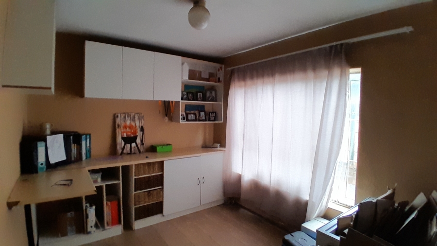 7 Bedroom Property for Sale in Rietfontein SH Gauteng