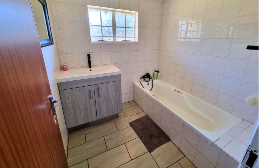 3 Bedroom Property for Sale in Benoni AH Gauteng