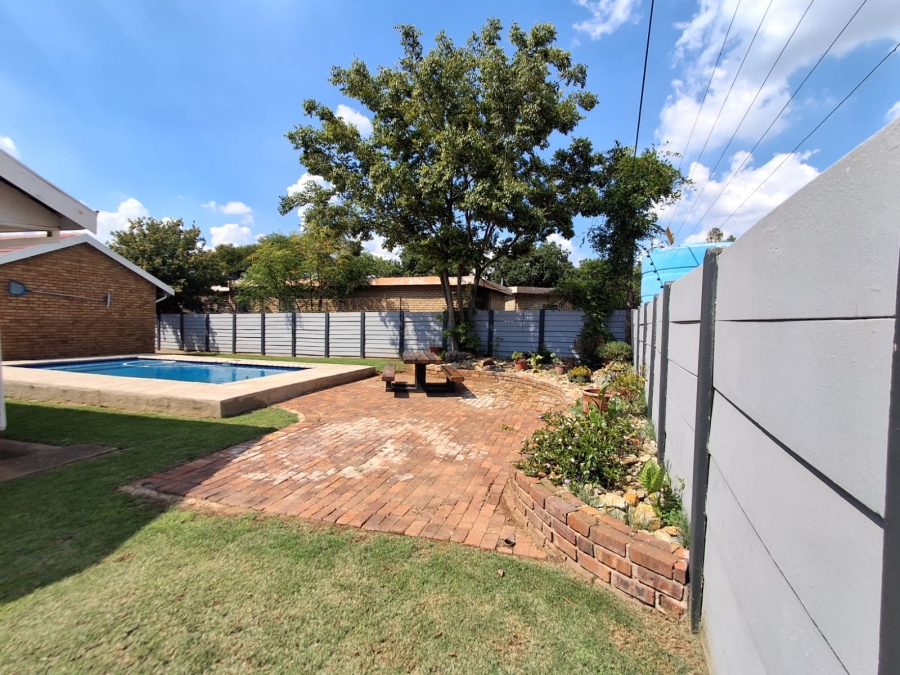 3 Bedroom Property for Sale in Visagie Park Gauteng