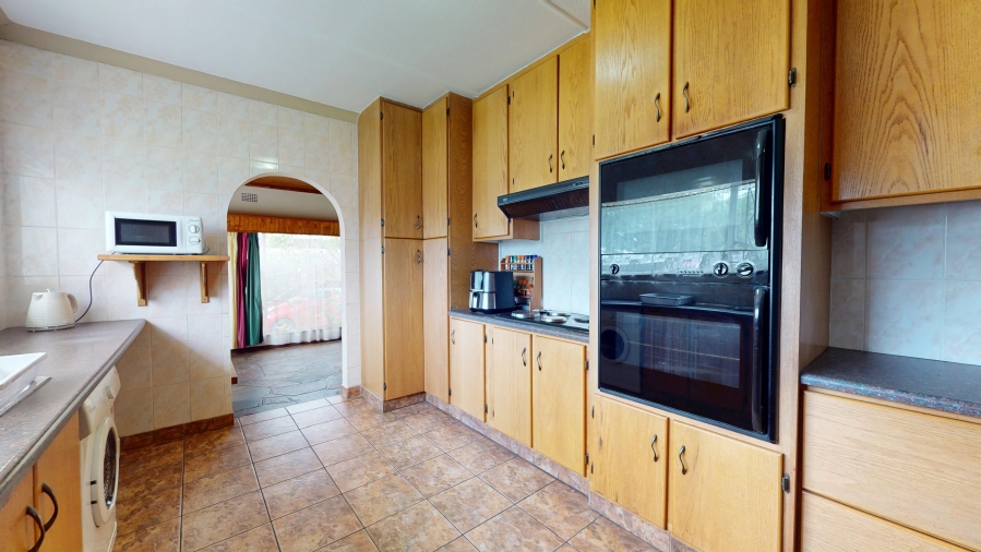 4 Bedroom Property for Sale in Witfield Gauteng